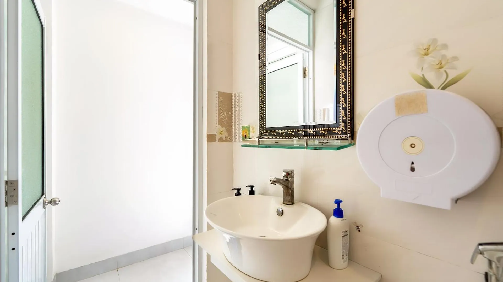 Bed & Breakfast Hoi An Love.Ly Hostel Vietnam